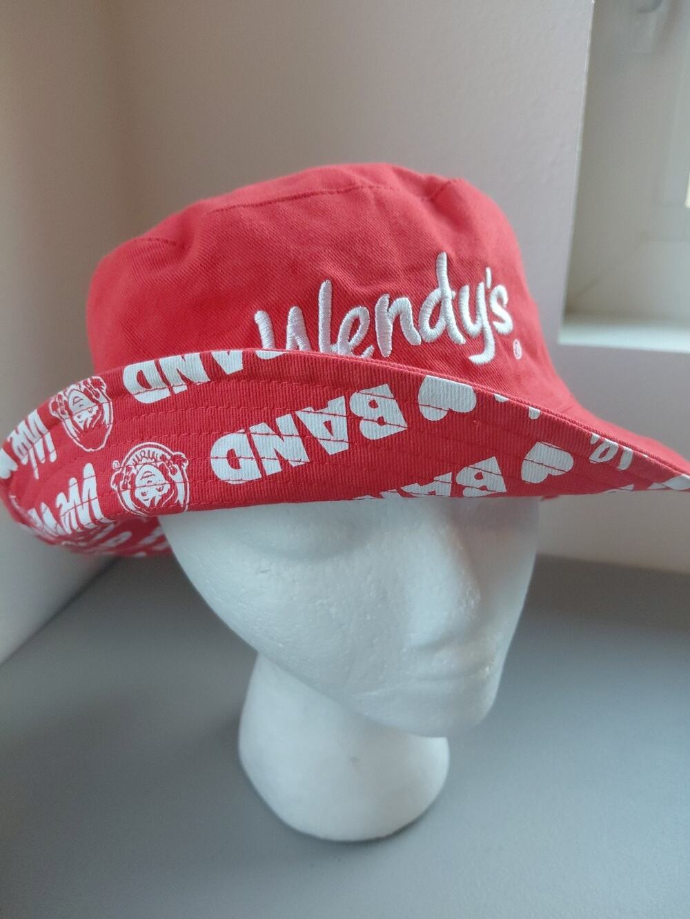 Wendys Restaurant Red Reversible Bucket Hat Dave Thomas Uniform Embroidered NEW